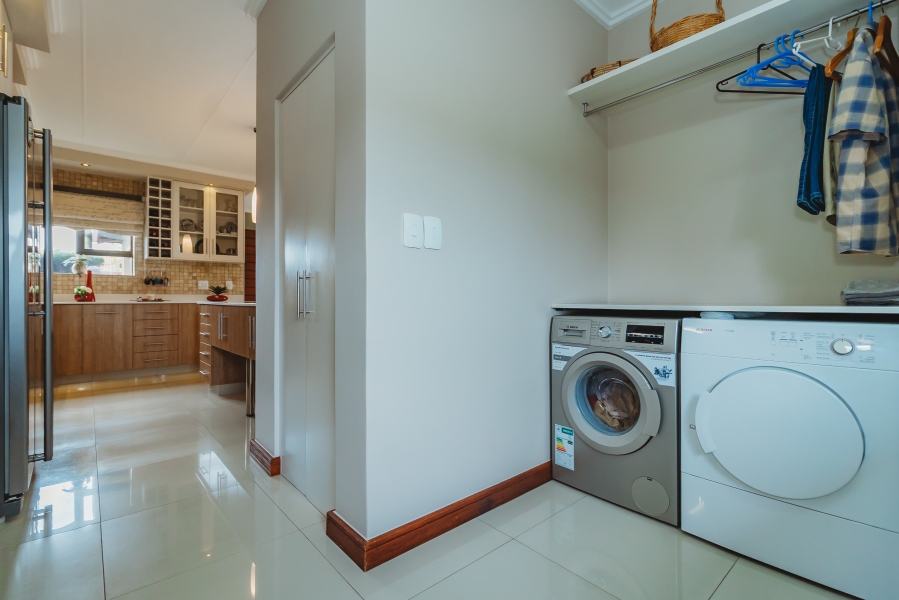 4 Bedroom Property for Sale in Earls Court Lifestyle Estate Western Cape